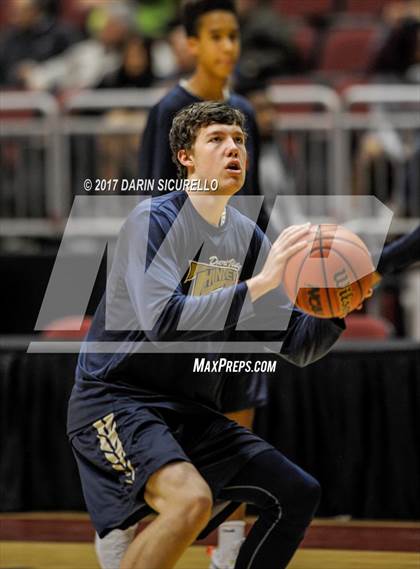 Thumbnail 3 in Desert Vista vs. Basha (AIA 6A Semifinal) photogallery.