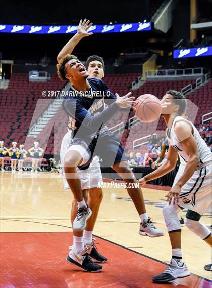 Thumbnail 1 in Desert Vista vs. Basha (AIA 6A Semifinal) photogallery.