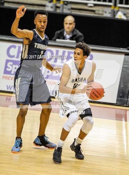 Thumbnail 2 in Desert Vista vs. Basha (AIA 6A Semifinal) photogallery.