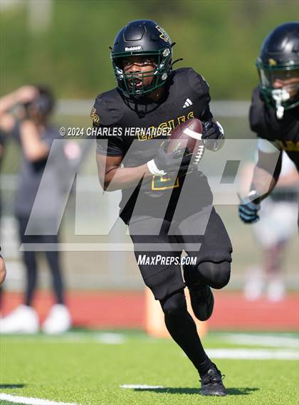 Thumbnail 1 in The Woodlands Christian Academy vs Fort Bend Christian Academy (TAPPS Division II Quarterfinal Playoff) photogallery.