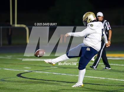 Thumbnail 3 in Hylton @ Woodbridge photogallery.