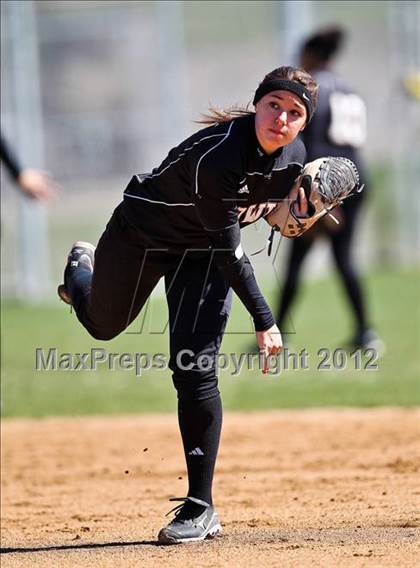 Thumbnail 1 in Bowie vs. Graham (Aledo/Azle/Springtown Tournament) photogallery.