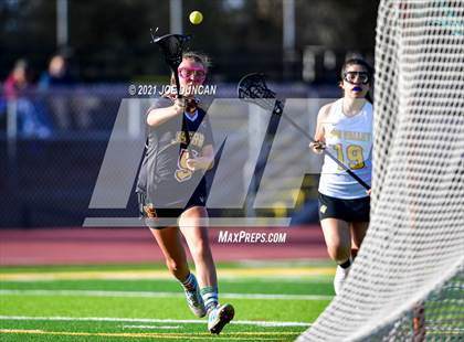 Thumbnail 1 in JSerra Catholic @ Capistrano Valley photogallery.