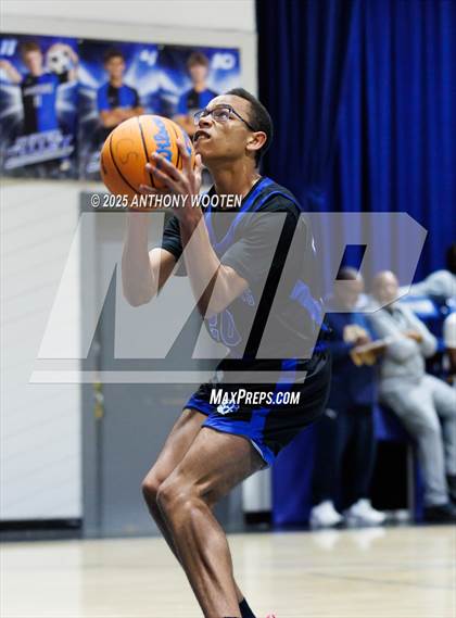 Thumbnail 1 in Bethesda Christian Academy vs. New Life Christian Academy (Dreamville Showcase) photogallery.