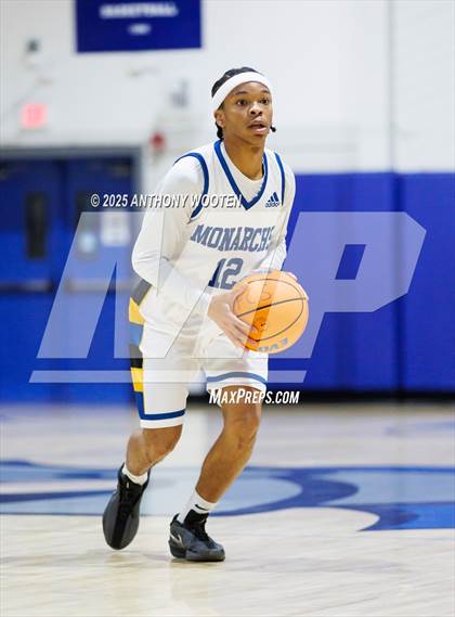 Thumbnail 3 in Bethesda Christian Academy vs. New Life Christian Academy (Dreamville Showcase) photogallery.