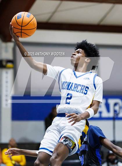 Thumbnail 1 in Bethesda Christian Academy vs. New Life Christian Academy (Dreamville Showcase) photogallery.