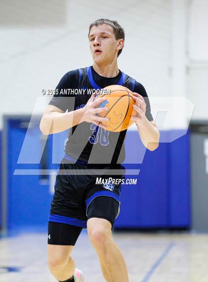 Thumbnail 1 in Bethesda Christian Academy vs. New Life Christian Academy (Dreamville Showcase) photogallery.