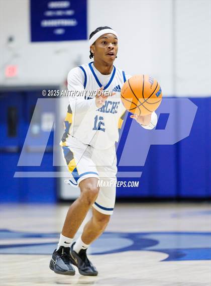 Thumbnail 1 in Bethesda Christian Academy vs. New Life Christian Academy (Dreamville Showcase) photogallery.