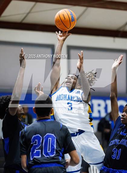 Thumbnail 3 in Bethesda Christian Academy vs. New Life Christian Academy (Dreamville Showcase) photogallery.