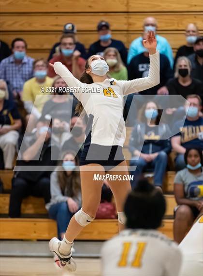Thumbnail 2 in Oak Ridge vs Pleasant Grove (CIF SJS D1 Semifinal) photogallery.