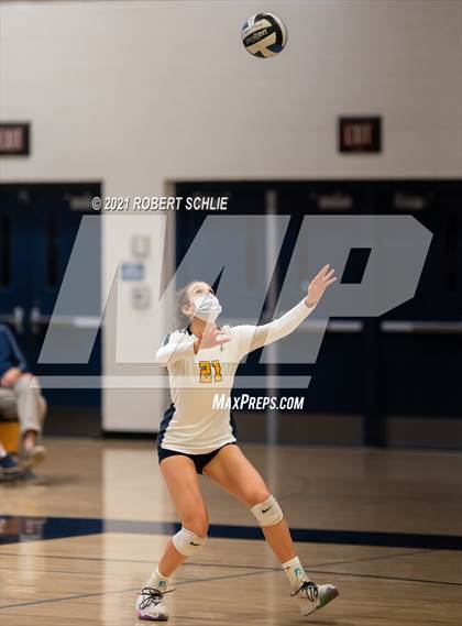Thumbnail 3 in Oak Ridge vs Pleasant Grove (CIF SJS D1 Semifinal) photogallery.