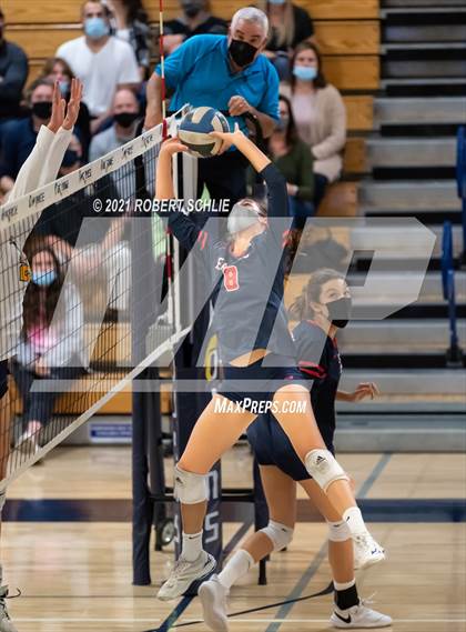 Thumbnail 1 in Oak Ridge vs Pleasant Grove (CIF SJS D1 Semifinal) photogallery.