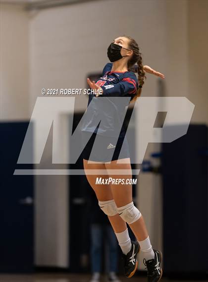 Thumbnail 2 in Oak Ridge vs Pleasant Grove (CIF SJS D1 Semifinal) photogallery.
