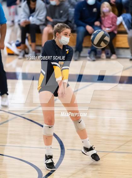 Thumbnail 3 in Oak Ridge vs Pleasant Grove (CIF SJS D1 Semifinal) photogallery.