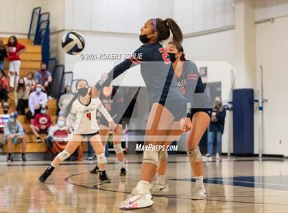 Thumbnail 1 in Oak Ridge vs Pleasant Grove (CIF SJS D1 Semifinal) photogallery.