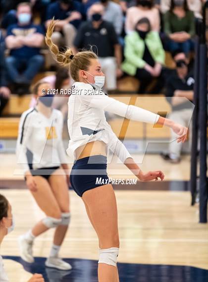 Thumbnail 3 in Oak Ridge vs Pleasant Grove (CIF SJS D1 Semifinal) photogallery.