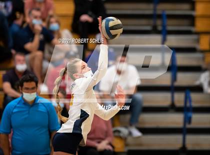 Thumbnail 3 in Oak Ridge vs Pleasant Grove (CIF SJS D1 Semifinal) photogallery.