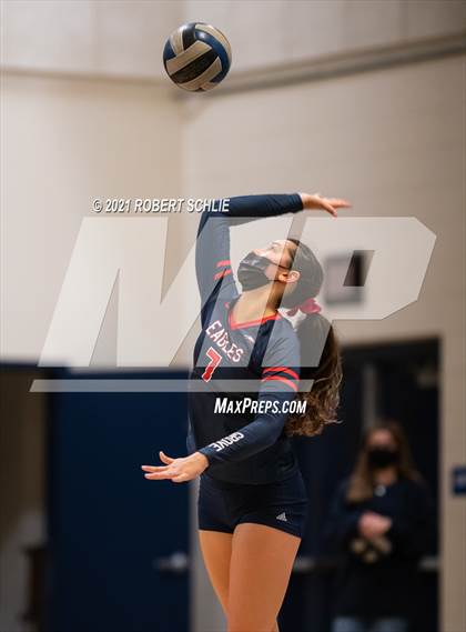 Thumbnail 1 in Oak Ridge vs Pleasant Grove (CIF SJS D1 Semifinal) photogallery.