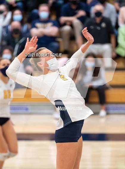 Thumbnail 2 in Oak Ridge vs Pleasant Grove (CIF SJS D1 Semifinal) photogallery.