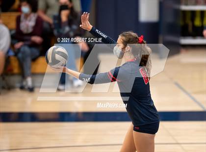 Thumbnail 2 in Oak Ridge vs Pleasant Grove (CIF SJS D1 Semifinal) photogallery.