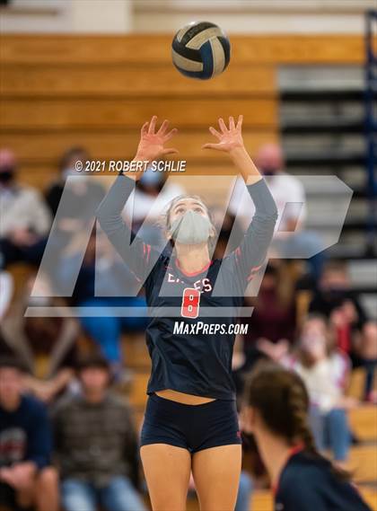 Thumbnail 1 in Oak Ridge vs Pleasant Grove (CIF SJS D1 Semifinal) photogallery.
