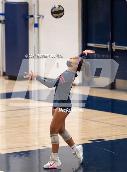 Thumbnail 2 in Oak Ridge vs Pleasant Grove (CIF SJS D1 Semifinal) photogallery.