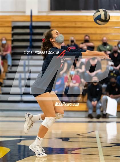 Thumbnail 1 in Oak Ridge vs Pleasant Grove (CIF SJS D1 Semifinal) photogallery.
