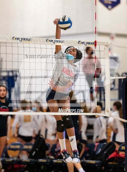 Thumbnail 1 in Oak Ridge vs Pleasant Grove (CIF SJS D1 Semifinal) photogallery.