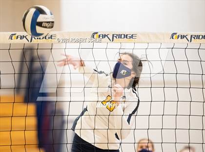 Thumbnail 3 in Oak Ridge vs Pleasant Grove (CIF SJS D1 Semifinal) photogallery.