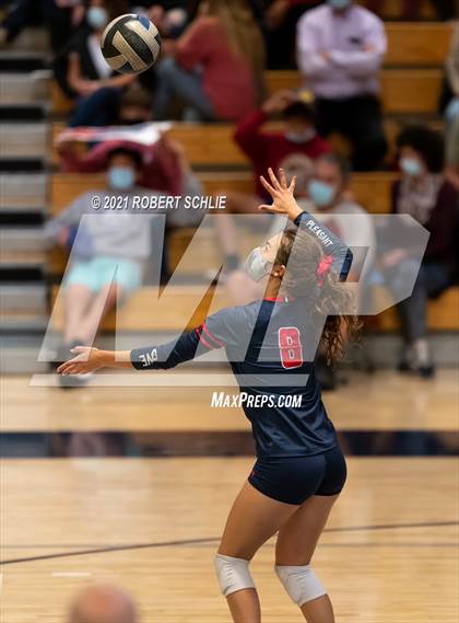Thumbnail 1 in Oak Ridge vs Pleasant Grove (CIF SJS D1 Semifinal) photogallery.