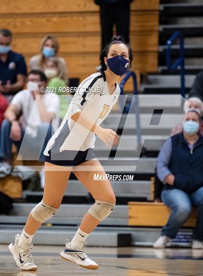 Thumbnail 2 in Oak Ridge vs Pleasant Grove (CIF SJS D1 Semifinal) photogallery.