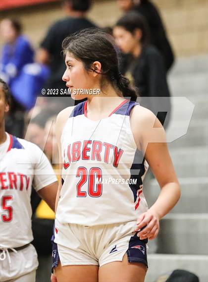 Thumbnail 3 in Liberty vs. Eaglecrest (Nike Central Valley Showdown) photogallery.