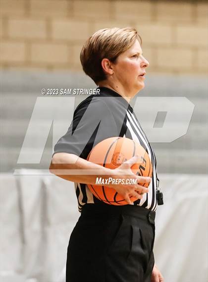 Thumbnail 3 in Liberty vs. Eaglecrest (Nike Central Valley Showdown) photogallery.