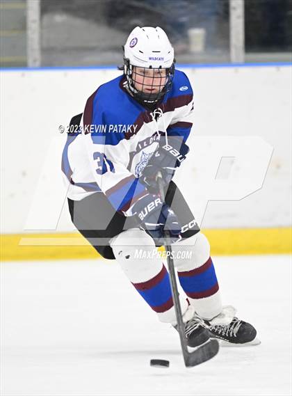 Thumbnail 3 in Housatonic/Northwestern/Wamogo @ SGWL [Suffield/Granby/Windsor Locks] photogallery.