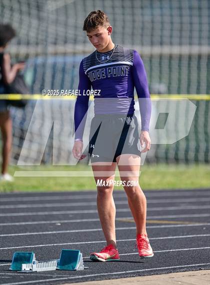 Thumbnail 1 in UIL 6A Track & Field Area 21&22 (300M Hurdles) photogallery.