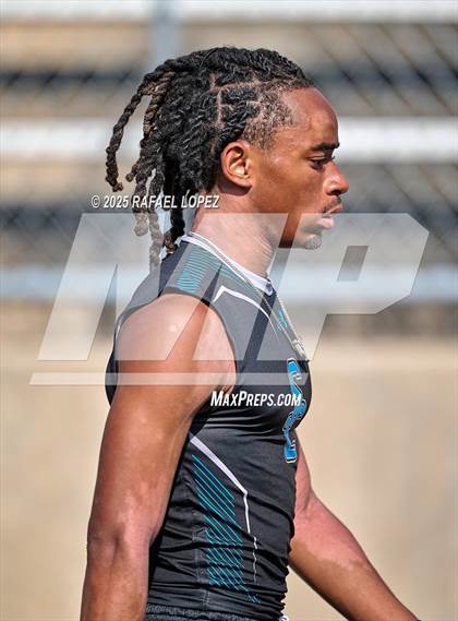 Thumbnail 1 in UIL 6A Track & Field Area 21&22 (300M Hurdles) photogallery.