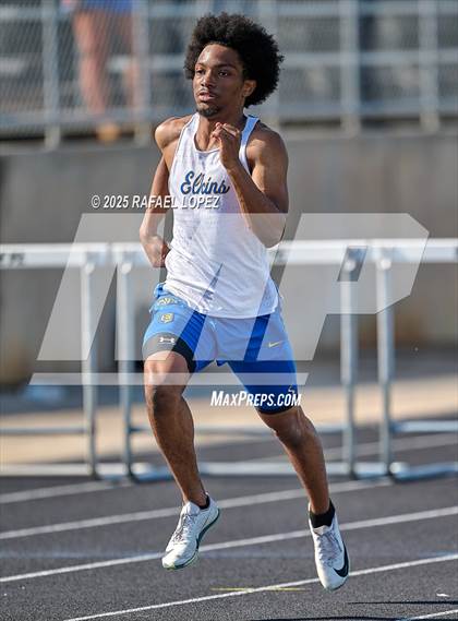 Thumbnail 3 in UIL 6A Track & Field Area 21&22 (300M Hurdles) photogallery.