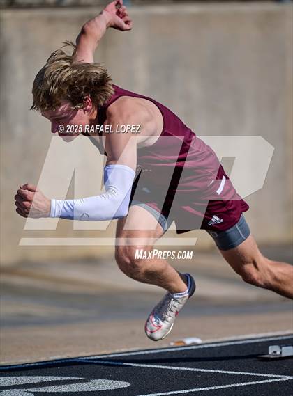 Thumbnail 3 in UIL 6A Track & Field Area 21&22 (300M Hurdles) photogallery.