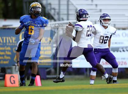 Thumbnail 2 in Alvarado @ Jacksonville photogallery.