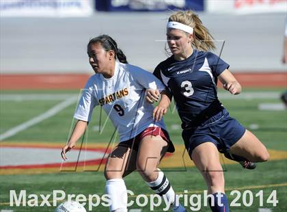 Thumbnail 3 in La Canada vs. St. Margaret's (CIF SS D5 Final) photogallery.