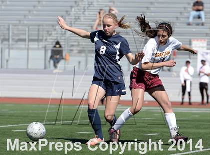 Thumbnail 3 in La Canada vs. St. Margaret's (CIF SS D5 Final) photogallery.