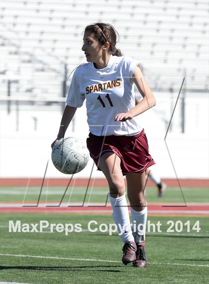 Thumbnail 2 in La Canada vs. St. Margaret's (CIF SS D5 Final) photogallery.