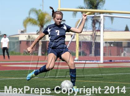 Thumbnail 1 in La Canada vs. St. Margaret's (CIF SS D5 Final) photogallery.