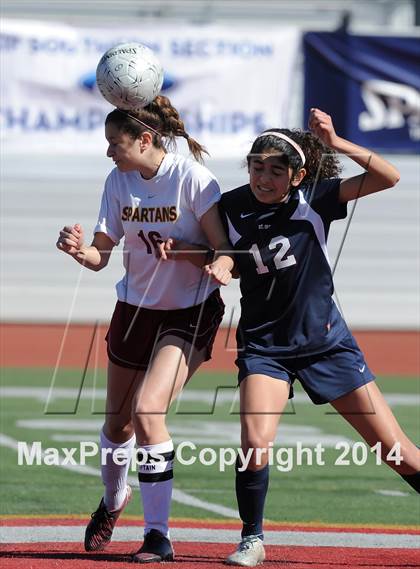 Thumbnail 1 in La Canada vs. St. Margaret's (CIF SS D5 Final) photogallery.
