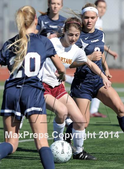 Thumbnail 2 in La Canada vs. St. Margaret's (CIF SS D5 Final) photogallery.