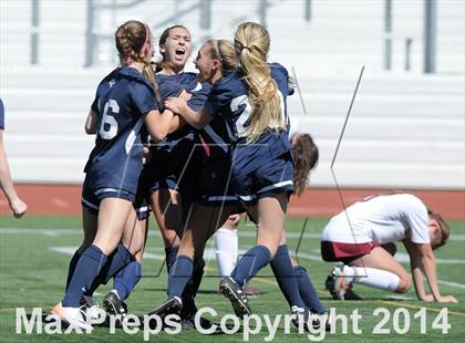 Thumbnail 2 in La Canada vs. St. Margaret's (CIF SS D5 Final) photogallery.