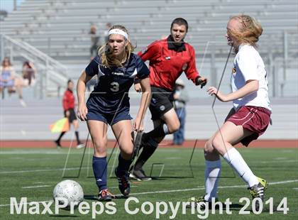 Thumbnail 1 in La Canada vs. St. Margaret's (CIF SS D5 Final) photogallery.