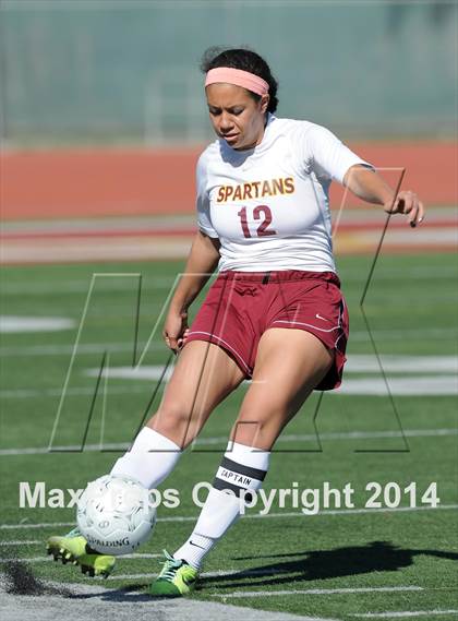 Thumbnail 2 in La Canada vs. St. Margaret's (CIF SS D5 Final) photogallery.