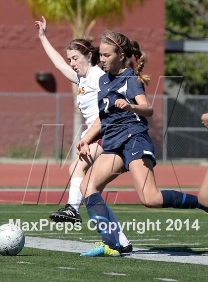 Thumbnail 3 in La Canada vs. St. Margaret's (CIF SS D5 Final) photogallery.