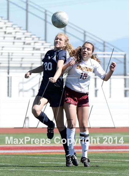 Thumbnail 2 in La Canada vs. St. Margaret's (CIF SS D5 Final) photogallery.